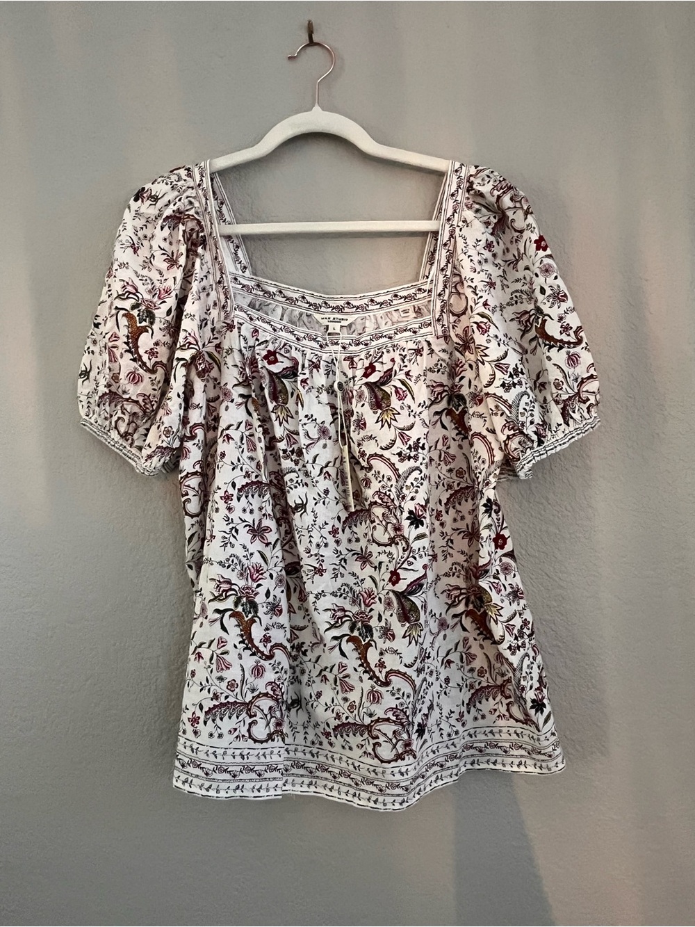 NWT Max Studio White Floral Top